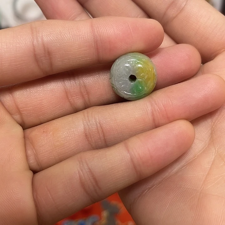 翡翠未镶嵌挂件青花瓷器的制作工艺及
