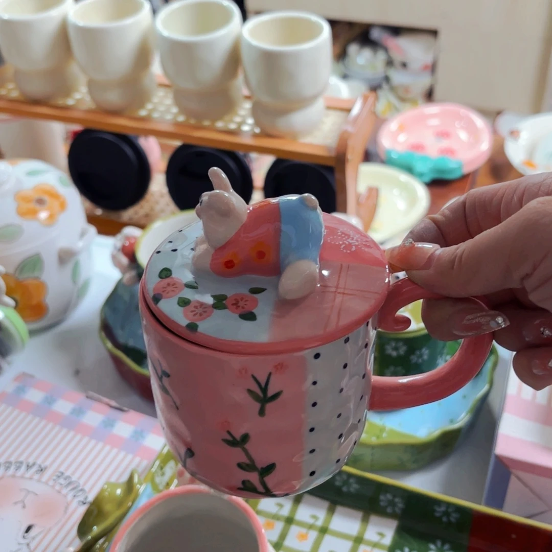 陶瓷粉色邂逅趴趴兔水杯