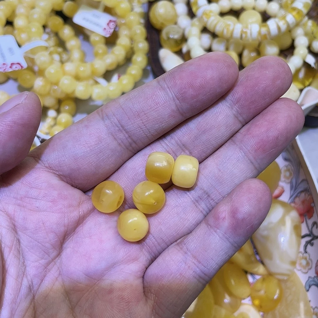 蜜蜡吊坠(不含链)未镶嵌5个一起瑕疵10m