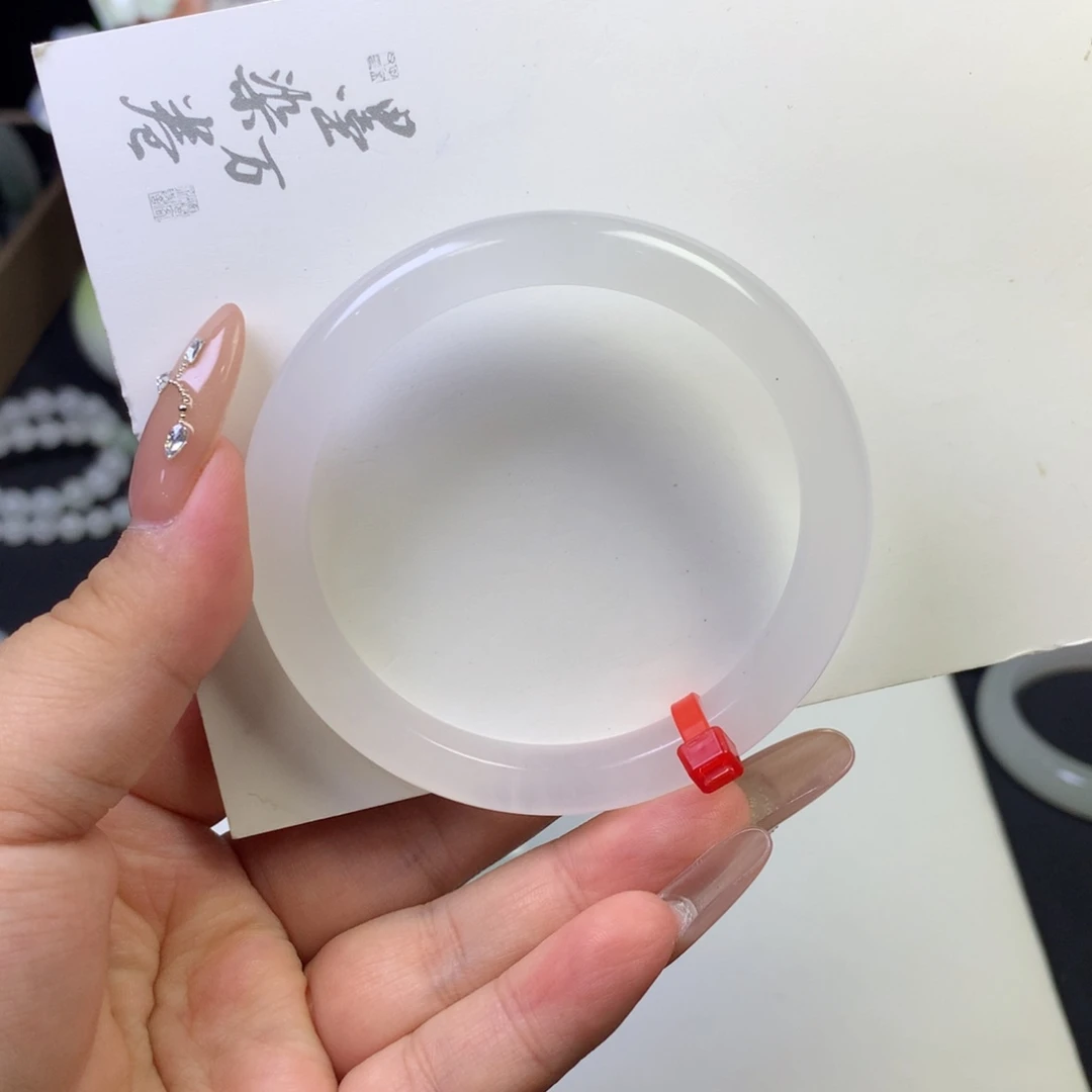 石英质玉未镶嵌手镯