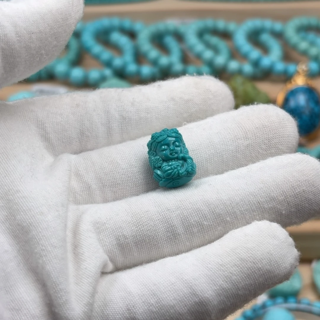 绿松石未镶嵌珠宝奇石