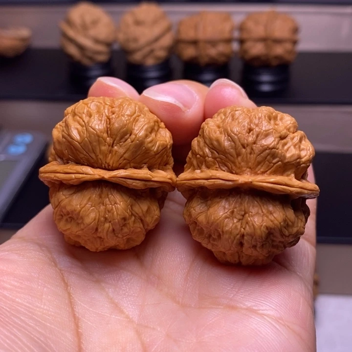 把件文玩核桃龙鳞舍利疙瘩包35