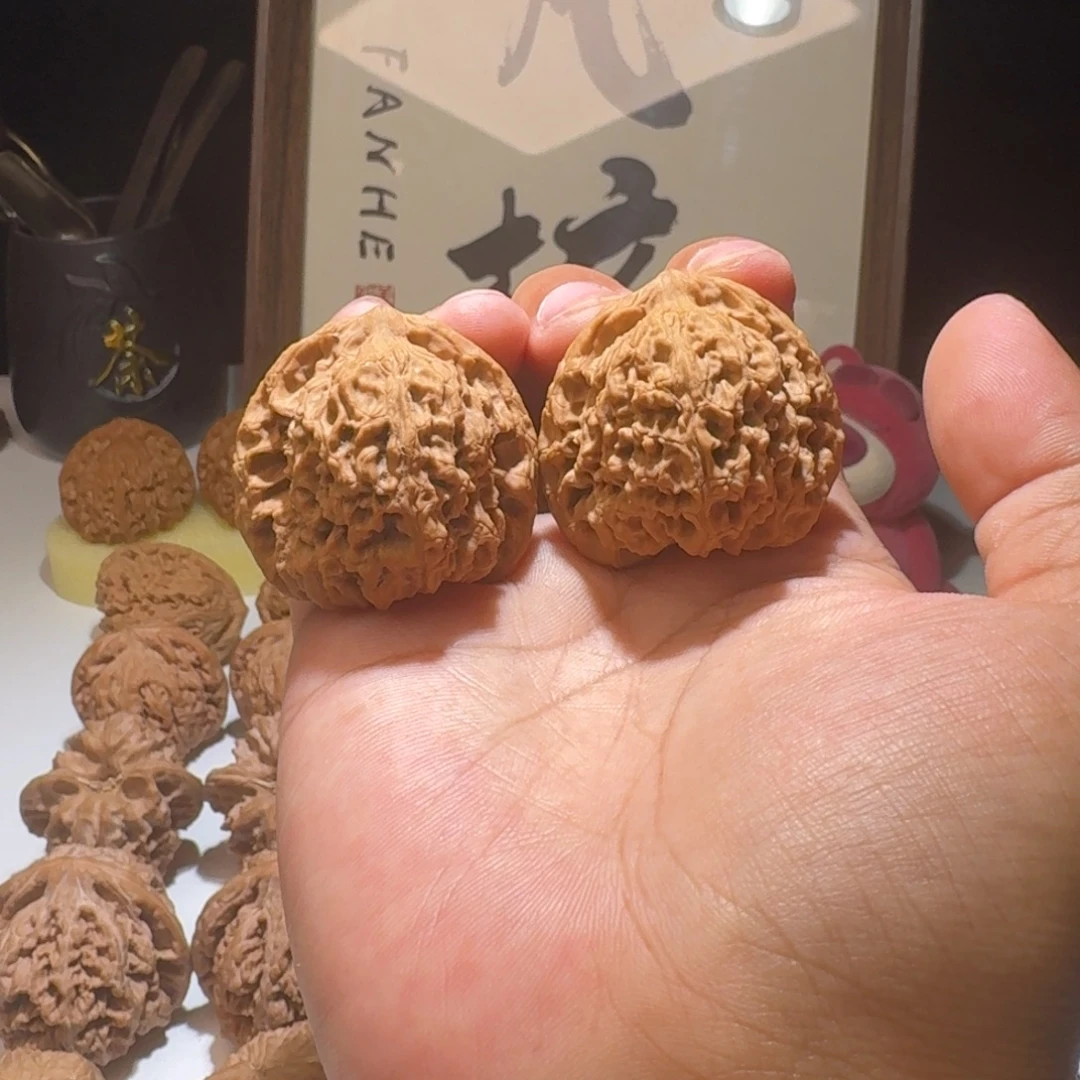 文玩核桃吊坠40尺寸逐鹿南疆石