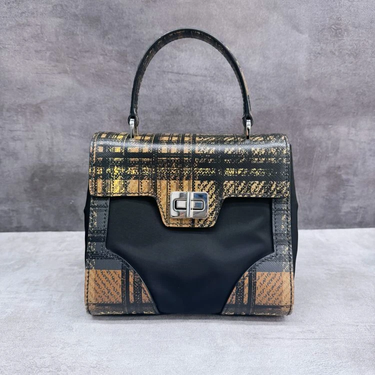 95新/普拉达/包包/[260101NKWC]/C18971310605