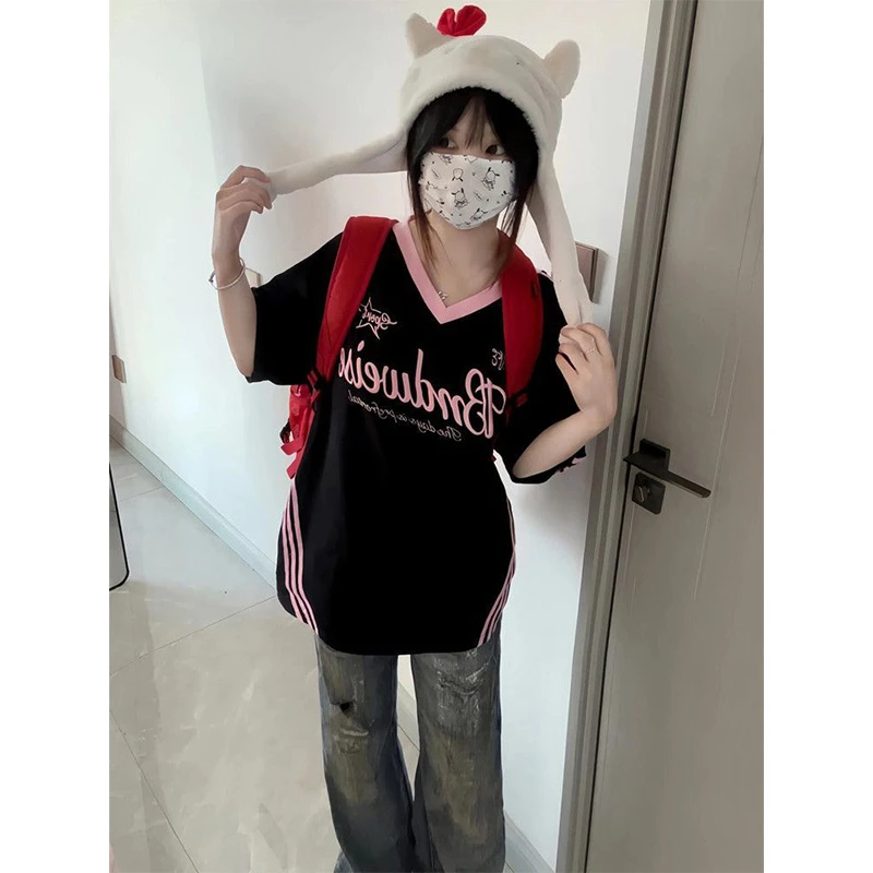 美式学院风小众字母刺绣撞色条纹V领短袖T恤女运动宽松半袖上衣夏