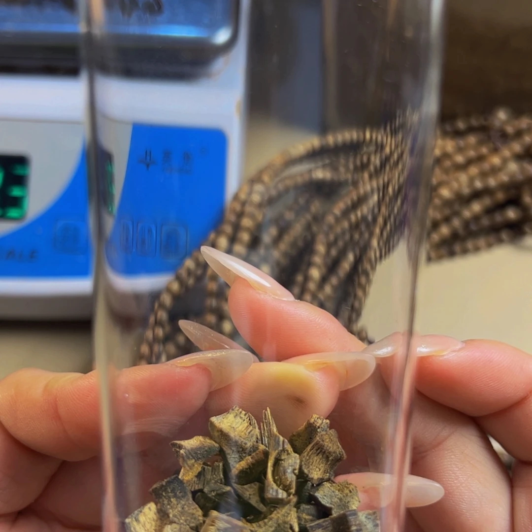 沉香沉香碎屑绿棋楠金沙叶0.6