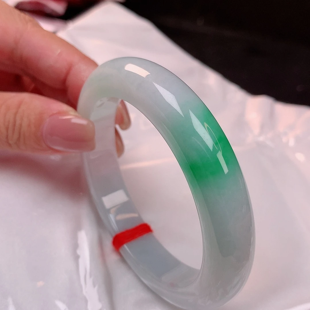 【闪购商品】未镶嵌手镯翡翠56