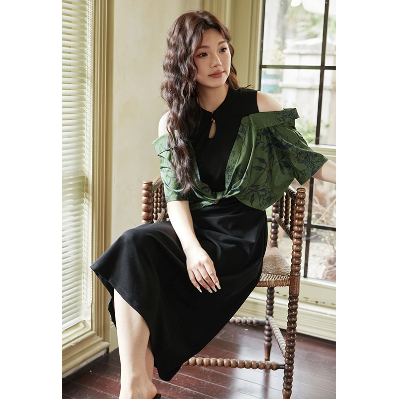 五季家大码女装【声声慢】夏季气质显瘦拼接黑拼绿连衣裙ZL106056