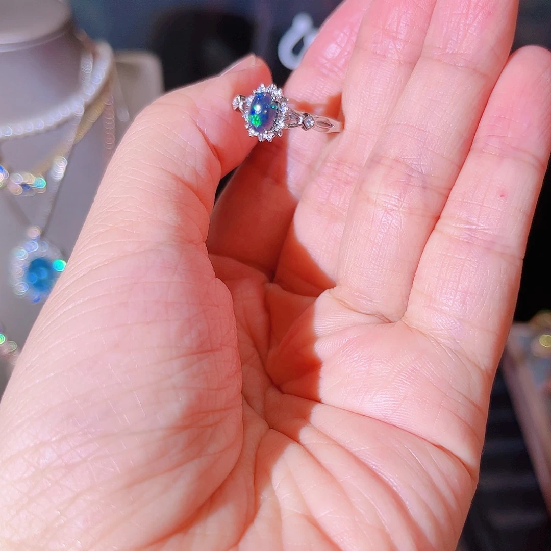 石榴石（芬达石）颈饰未镶嵌戒指