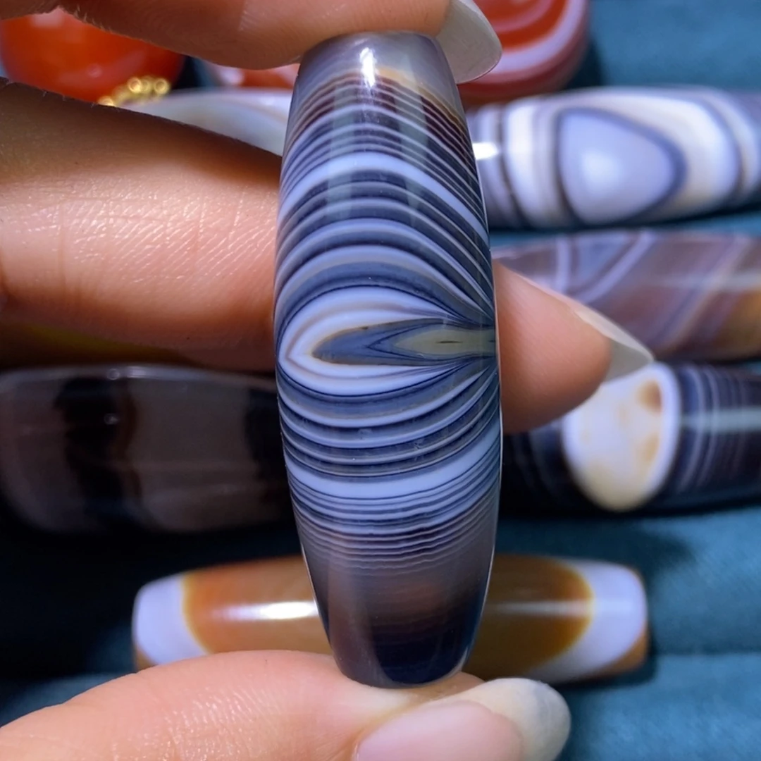 未镶嵌玛瑙/玉髓珠宝奇石