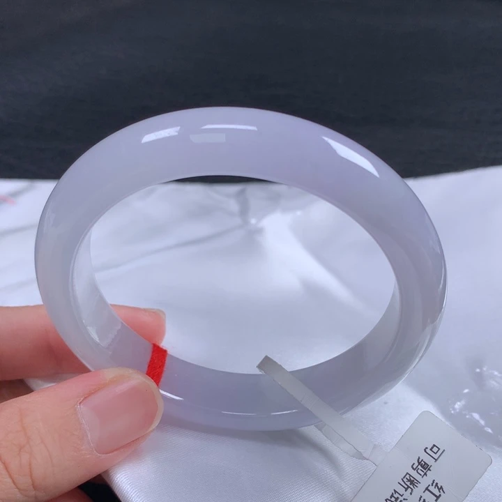 翡翠未镶嵌手镯