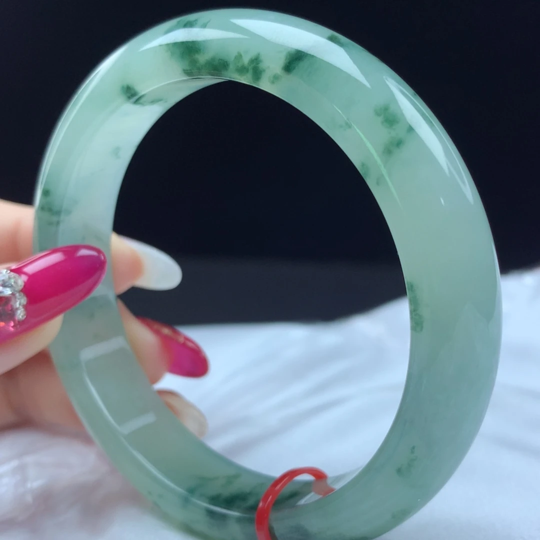 未镶嵌手镯翡翠66022，