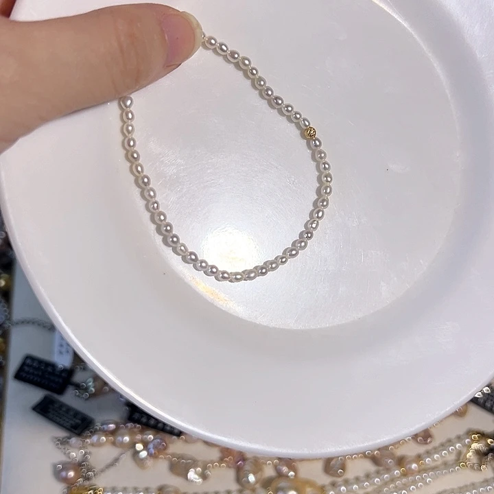 欧***耶银S925镶嵌淡水珍珠时尚手链设计款