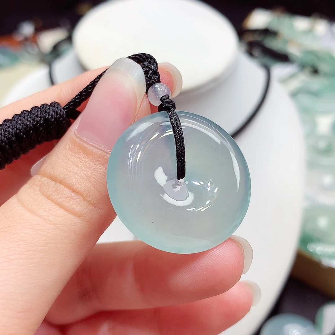 颈饰未镶嵌翡翠翡翠93，27.3/5.6