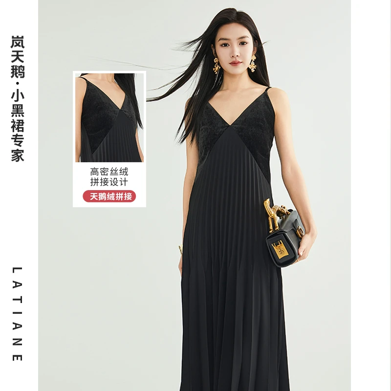 岚天鹅优雅气质丝绒法式赫本风收腰小黑裙显瘦连衣裙5598