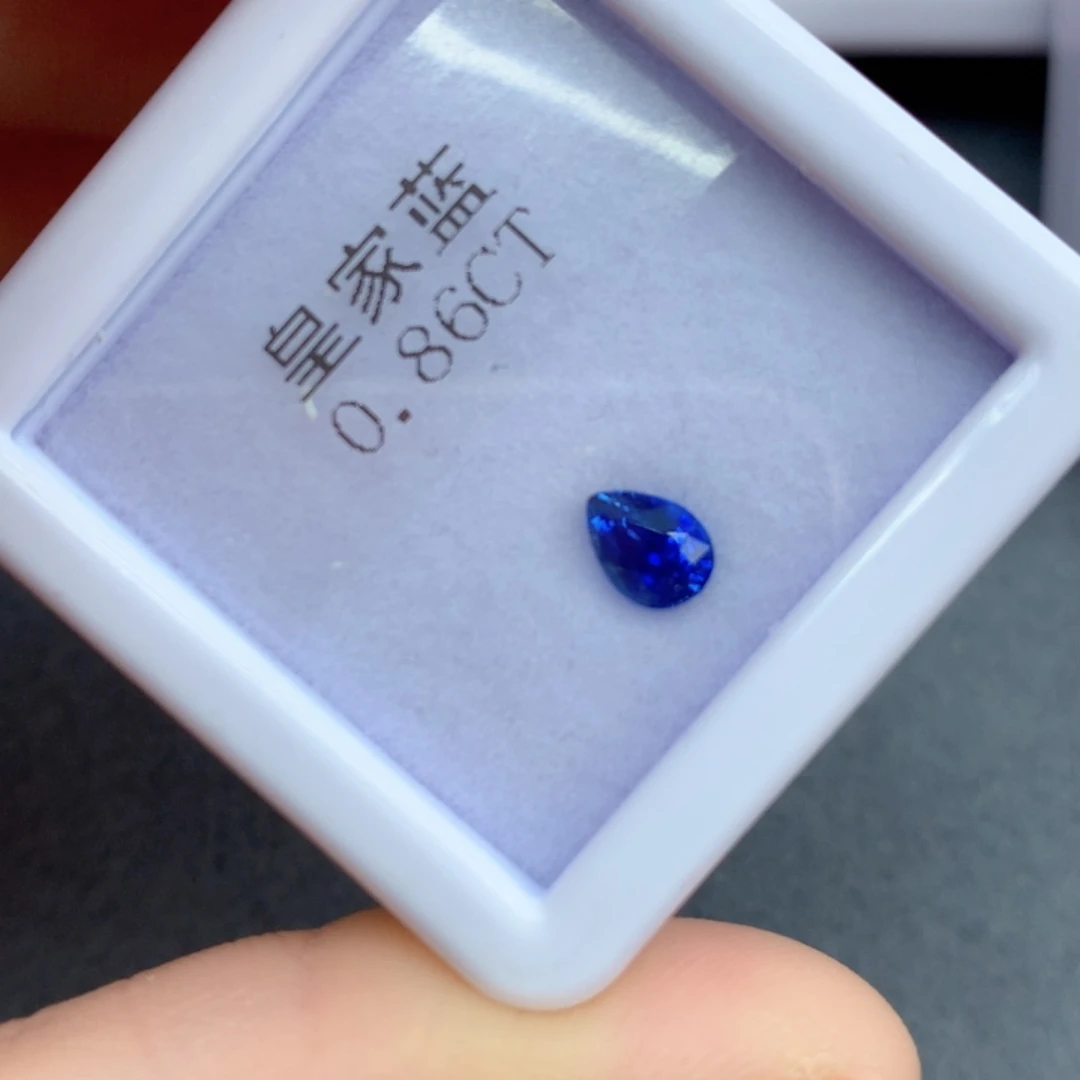 蓝宝石0.86克拉裸石未镶嵌