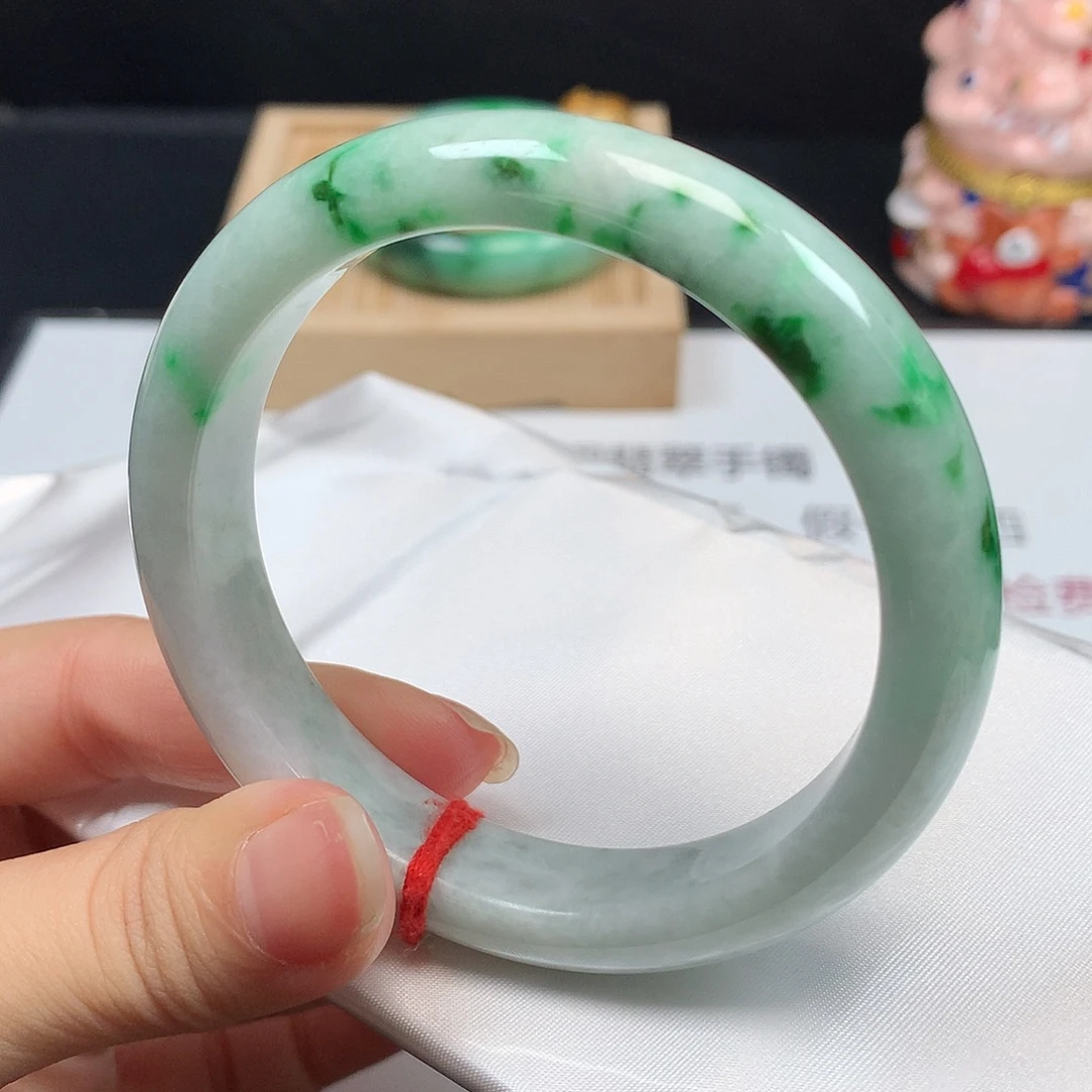 翡翠未镶嵌手镯800