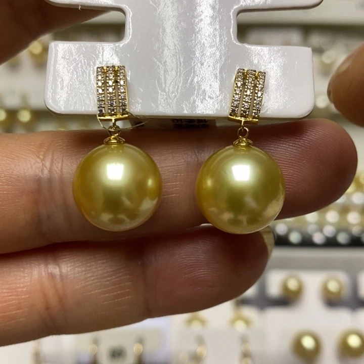 18K金镶嵌海水珍珠金珠耳环