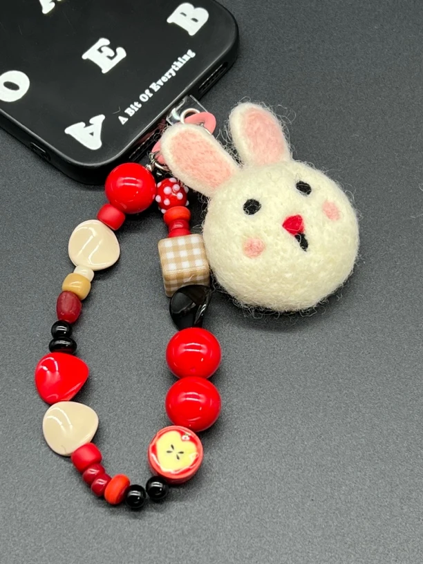 毛毡小兔陶瓷手机链/包挂
