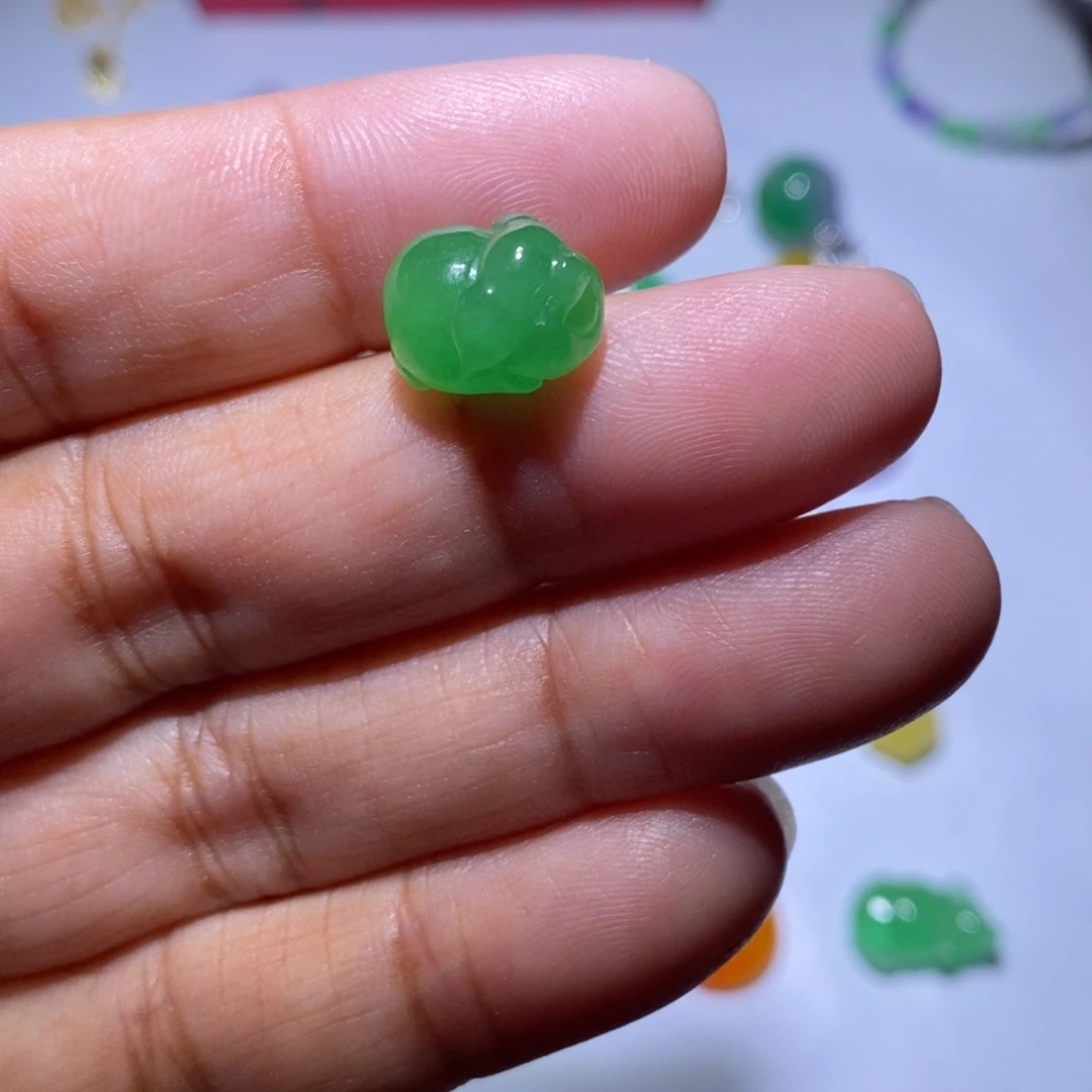 颈饰未镶嵌翡翠5