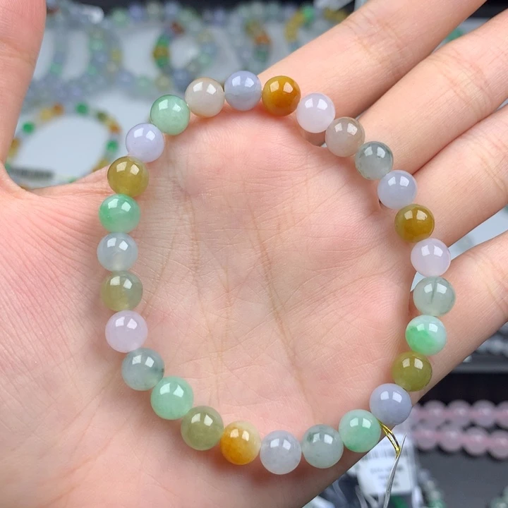 毛衣链未镶嵌翡翠是