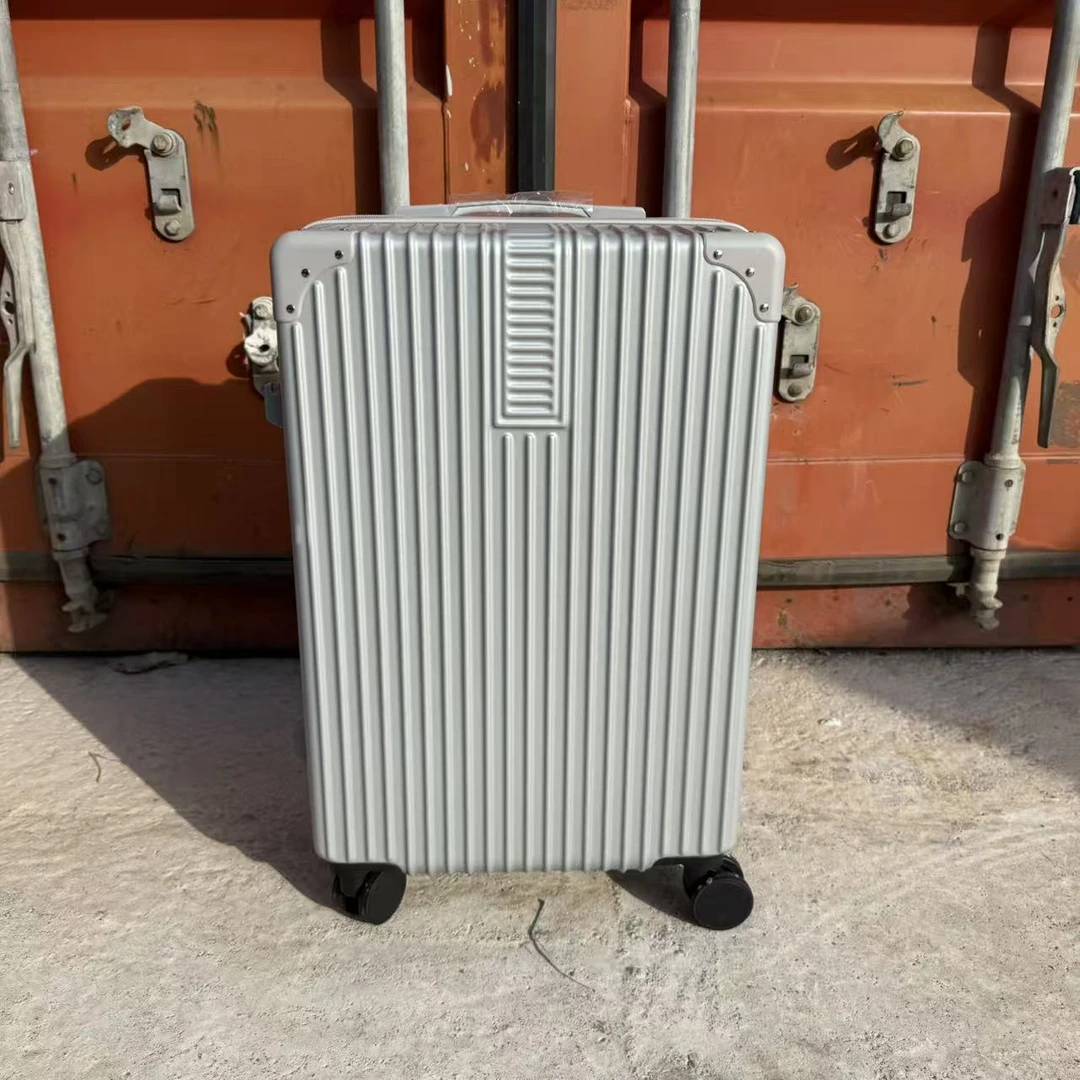 行李箱旅行箱 颜色款式随机发GK
