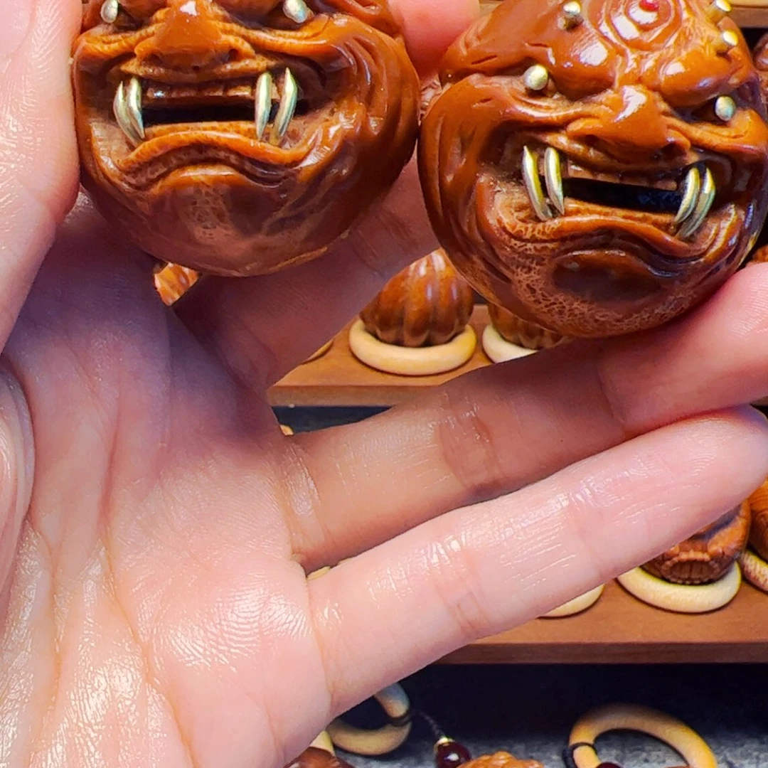 橄榄核手串张*华三言恶僧一对