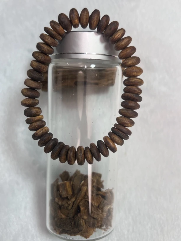 沉香奇楠沉香算盘珠多样性发一