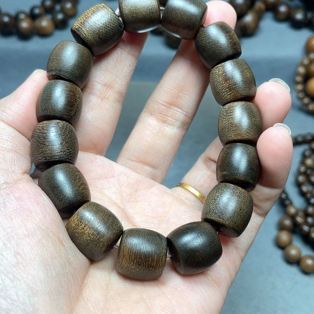 沉香手串芽庄白棋1.5