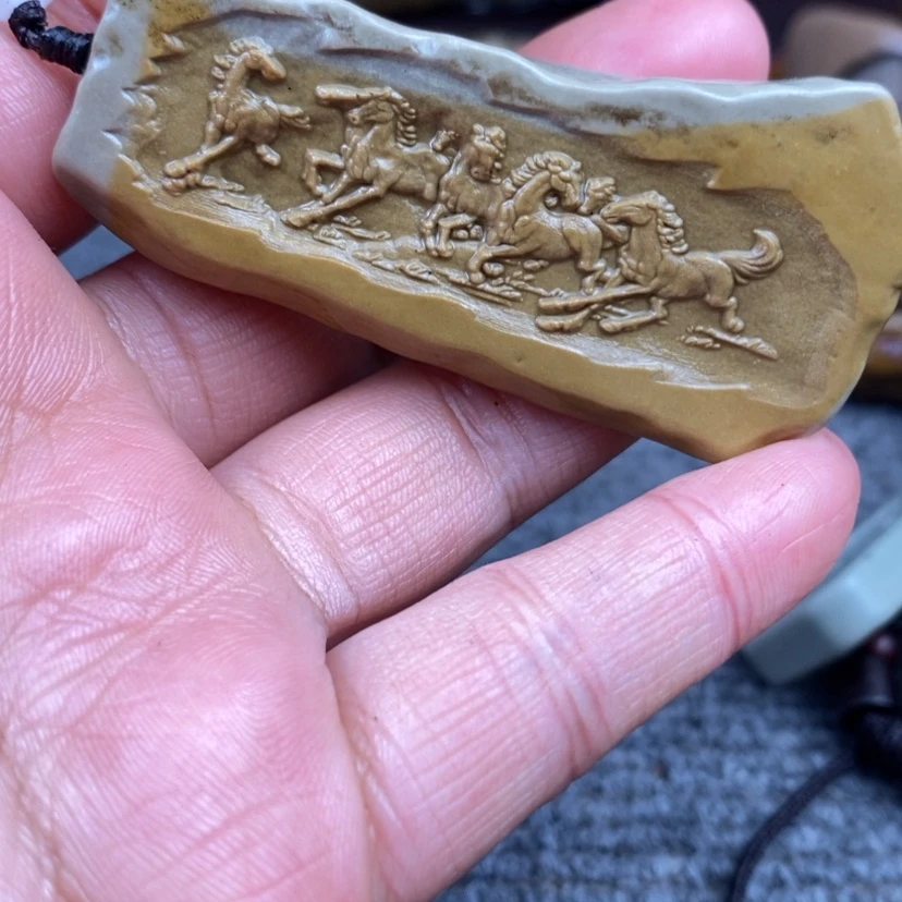 【闪购商品】原石雕刻手把件