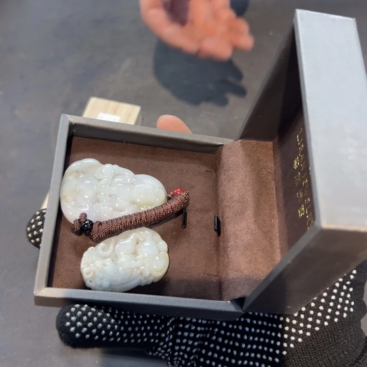 周***鏢瓷片拾六家的瓷器瓷器