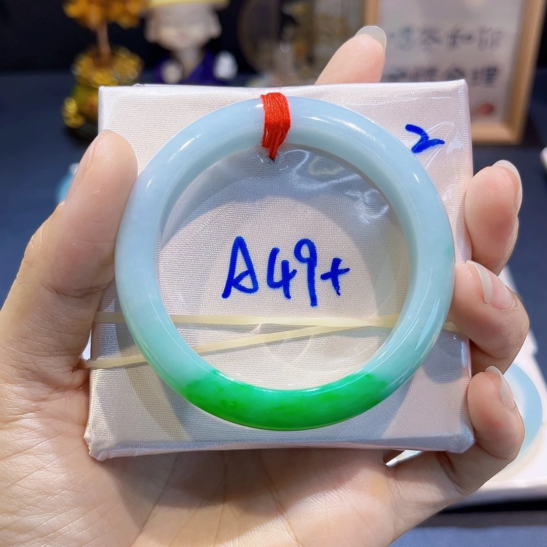 翡翠手镯未镶嵌6号