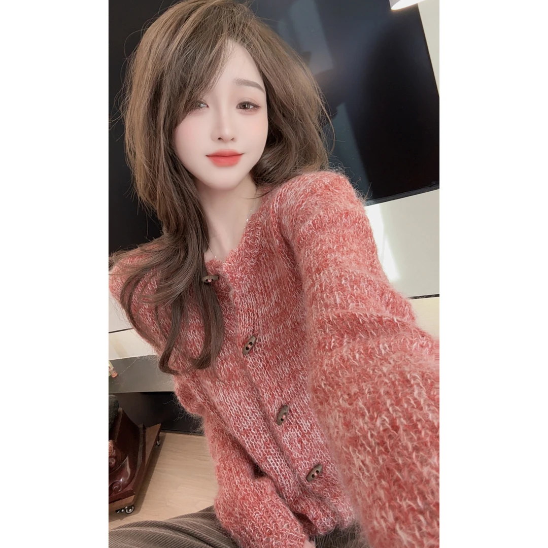 【陈陈私服】氛围感高级马海毛毛衣减龄显白长袖针织开衫25112006