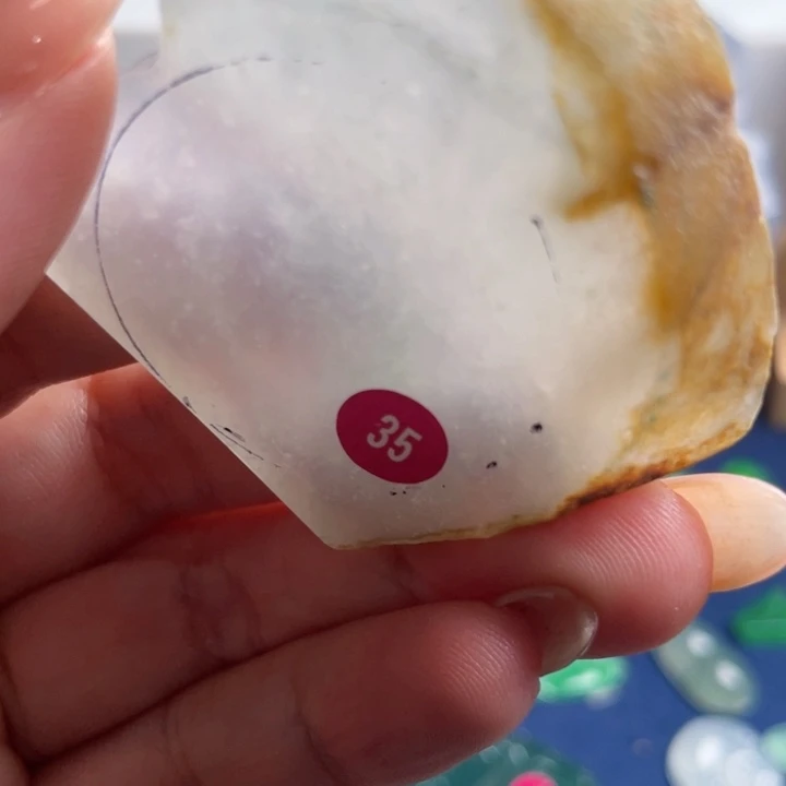 翡翠未镶嵌颈饰天然翡翠