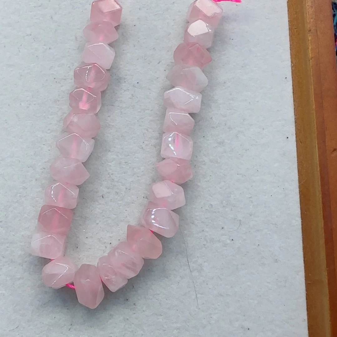 玛瑙/玉髓未镶嵌珠宝半成品天然马粉冲角短条