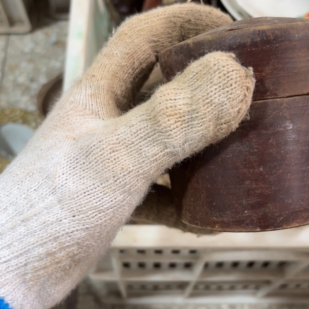 王***丝一物一图，工艺品。
