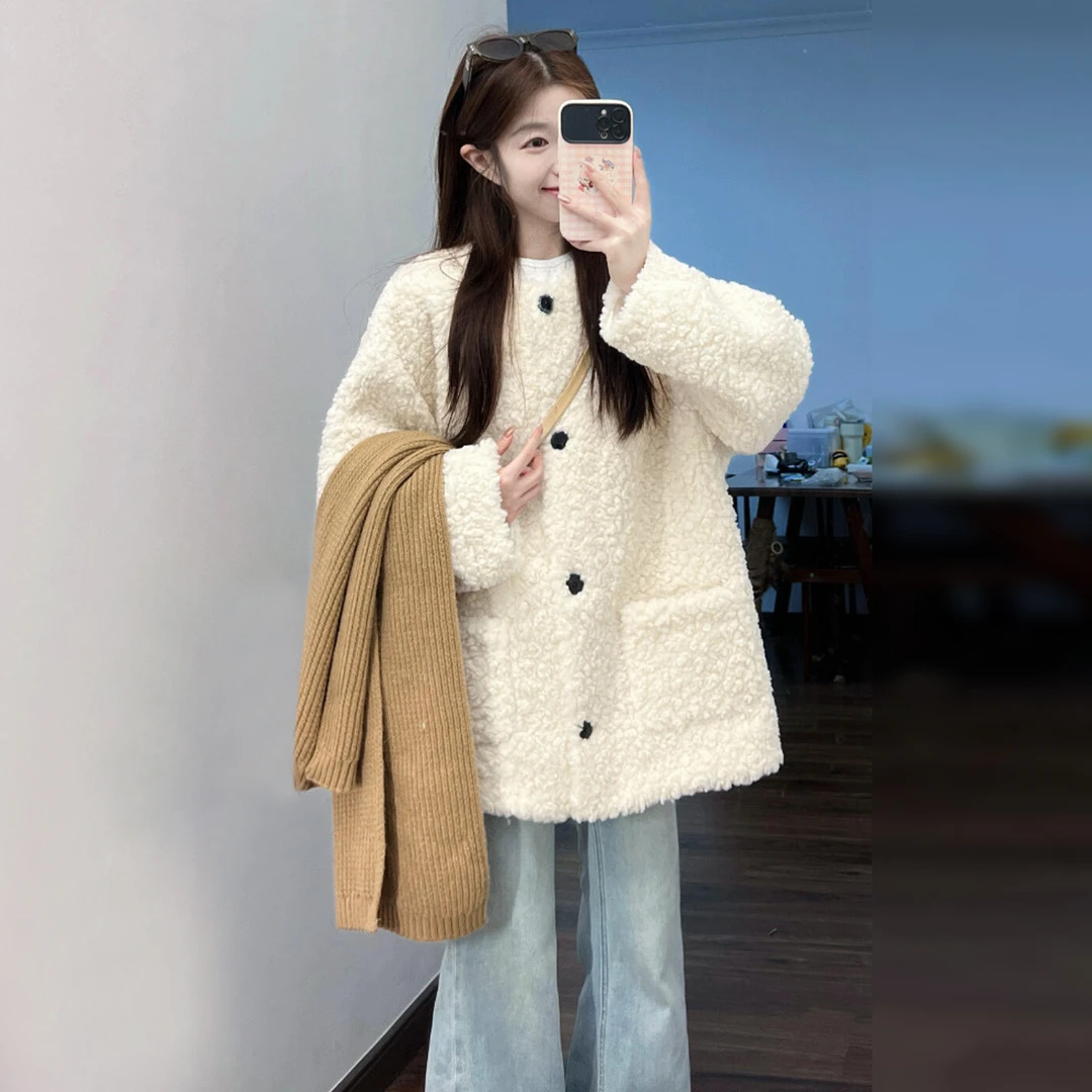 白色摇粒绒外套宽松气质女2026年新款秋冬季小香风超好看百搭上衣