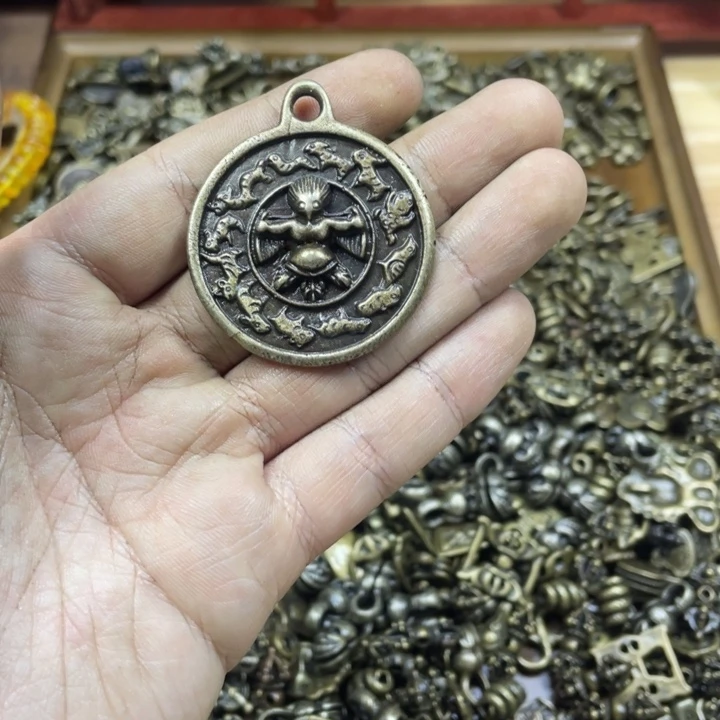 藏传黄利马挂牌一个手工翻砂