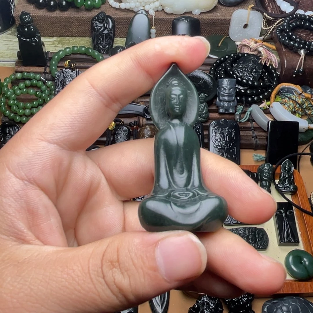 吃***要和田玉未镶嵌挂件