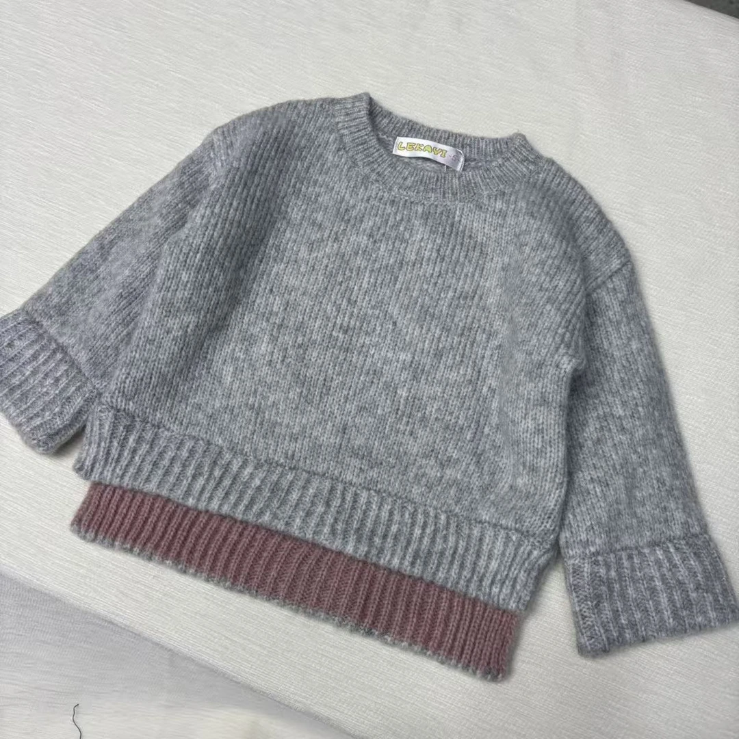 灰色拼色针织衫