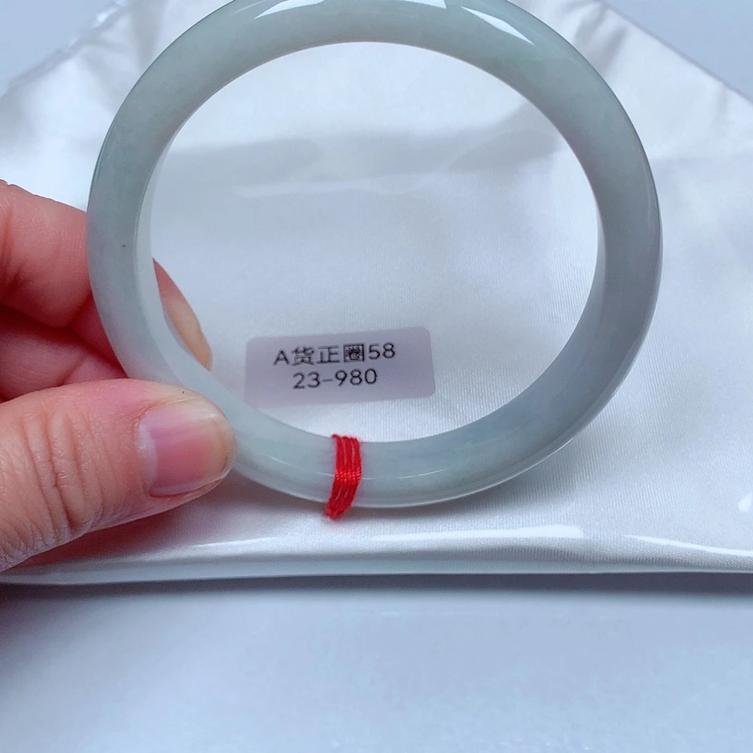 翡翠手镯未镶嵌23号