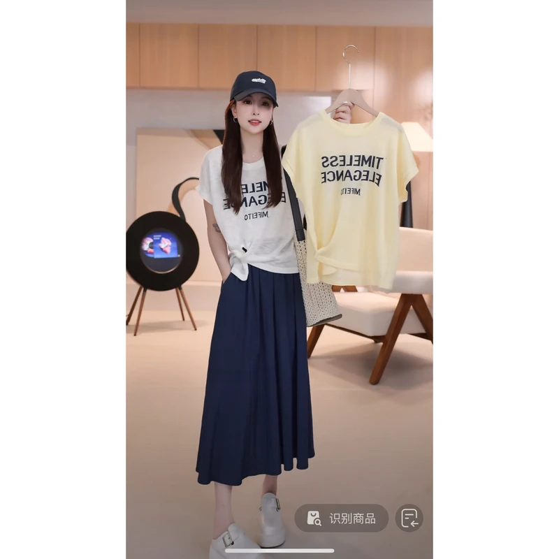 C04292夏季新款减龄宽松慵懒风开叉小个子飞飞袖字母针织衫