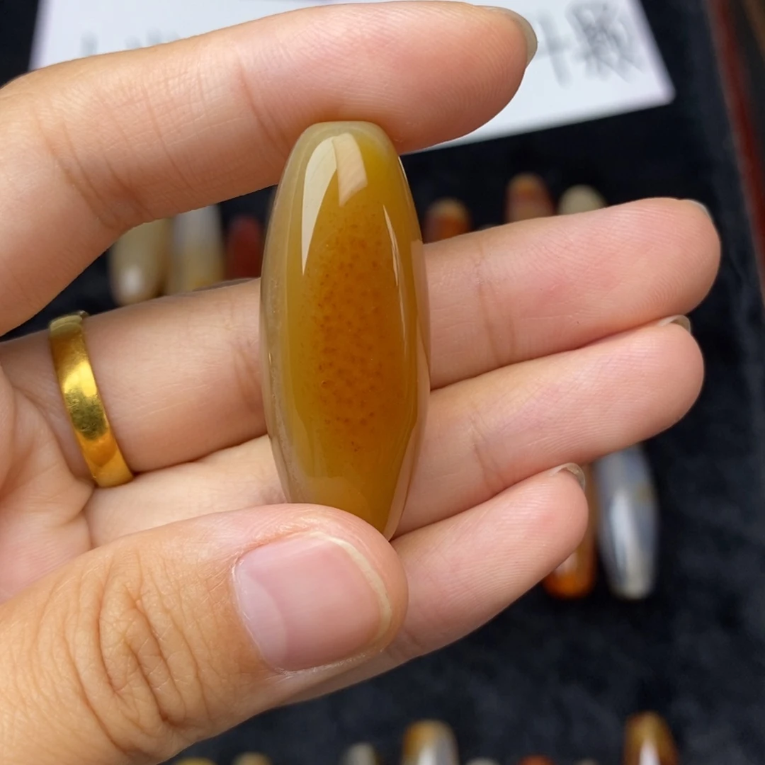 会***师玛瑙/玉髓颈饰未镶嵌