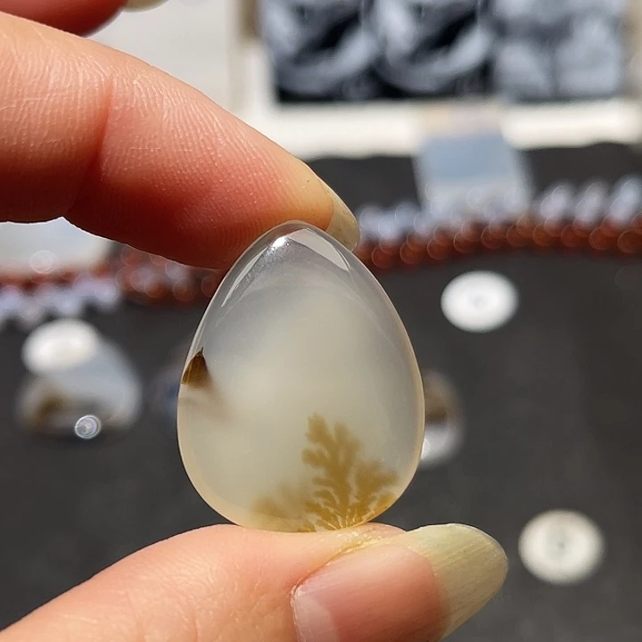 玛瑙/玉髓未镶嵌吊坠(不含链)