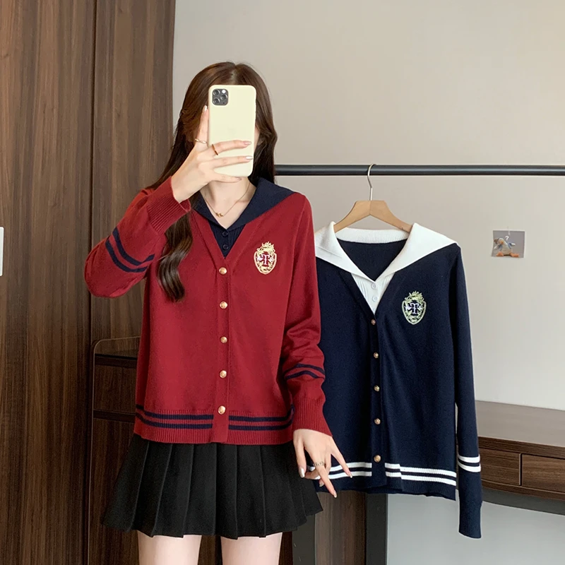 2025秋装胖mm大码女休闲减龄学院风撞色连帽长袖针织上衣72054