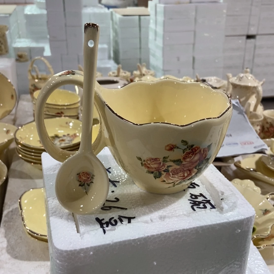 星博陶瓷…………………………………………