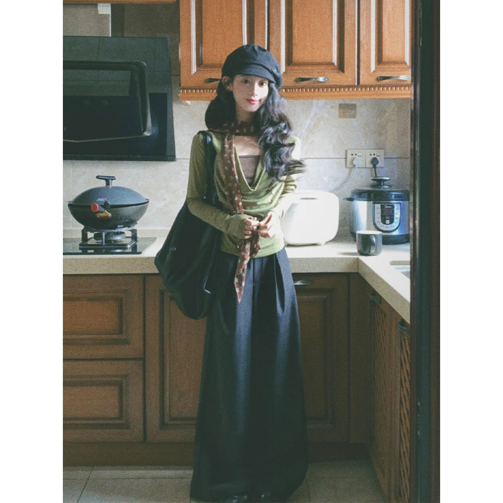 韩系chic慵懒感绿色荡领长袖t恤女秋季设计感假两件内搭打底上衣