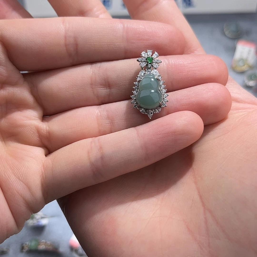 翡翠颈饰银S925镶嵌67888