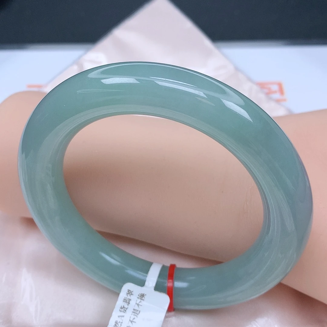 【闪购商品】未镶嵌手镯翡翠，58