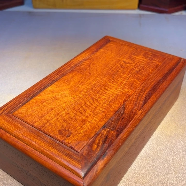 耍***人机关盒。